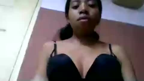 prisca880319 online show from 07/17/26, 04:41