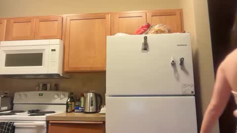 Snapshot of prism50 chatting on 10/03/25, 01:13 Prism online show from 10/03/25, 01:13