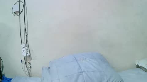 Snapshot of pritty_amber chatting on 04/14/26, 12:22 pritty_amber online show from 04/14/26, 12:22