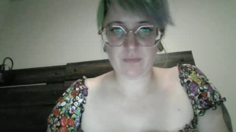 Snapshot of prncsstwinkie chatting on 07/07/26, 05:21 prncsstwinkie online show from 07/07/26, 05:21