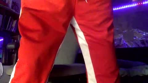 Snapshot of profnwear chatting on 10/08/25, 10:35 ProfNUWear online show from 10/08/25, 10:35