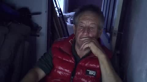 projectorepson online show from 09/26/25, 05:17