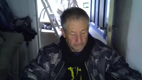 projectorepson online show from 10/20/25, 04:18