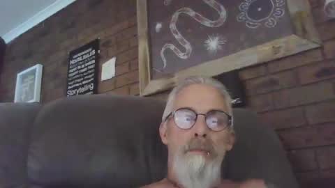 Charlie online show from 12/18/24, 05:59