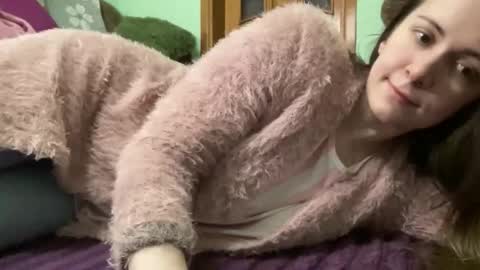 Snapshot of proud_sweet_21 chatting on 10/17/25, 09:17 proud sweet 21 online show from 10/17/25, 09:17