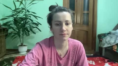 Snapshot of proud_sweet_21 chatting on 02/26/26, 01:26 proud sweet 21 online show from 02/26/26, 01:26