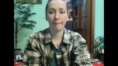 Snapshot of proud_sweet_21 chatting on 04/19/26, 05:23 proud sweet 21 online show from 04/19/26, 05:23