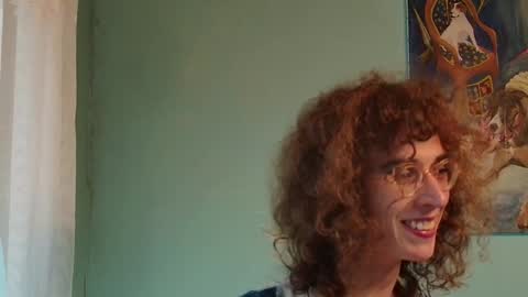 Snapshot of prxscillia_tx chatting on 10/28/25, 04:09 prxscillia_tx online show from 10/28/25, 04:09