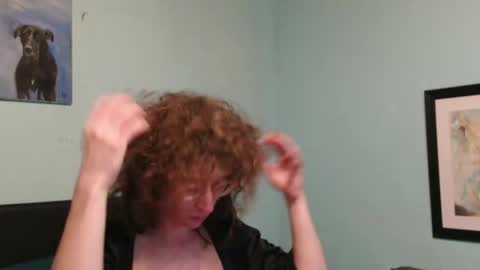 Snapshot of prxscillia_tx chatting on 12/15/25, 06:23 prxscillia_tx online show from 12/15/25, 06:23