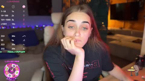 Queen of Pain online show from 10/06/25, 04:15