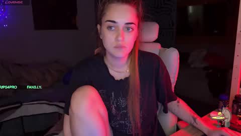 Queen of Pain online show from 10/19/25, 11:27