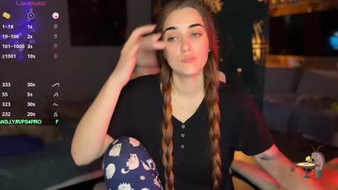 Queen of Pain online show from 10/31/25, 12:55