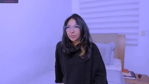 Snapshot of pscis_69 chatting on 09/29/25, 06:40 Mara online show from 09/29/25, 06:40