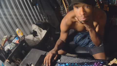 Pseudo online show from 07/26/26, 02:13