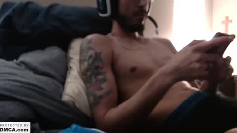 Snapshot of psilocipher chatting on 10/06/25, 11:02 Sk8wave online show from 10/06/25, 11:02