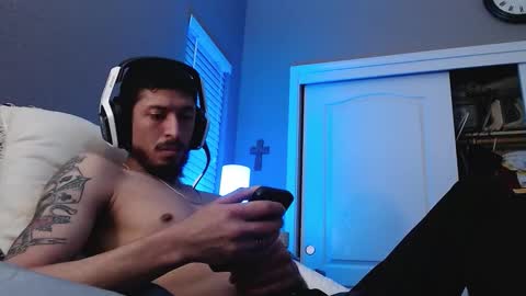 Snapshot of psilocipher chatting on 10/12/25, 06:12 Sk8wave online show from 10/12/25, 06:12