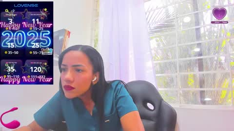 psique_naughty2 online show from 01/09/25, 03:34
