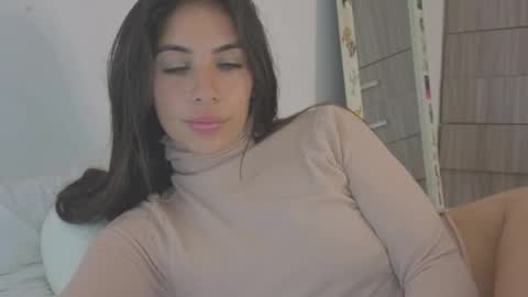 Katerine online show from 11/14/25, 08:18