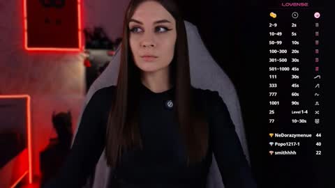 Elena online show from 10/17/25, 09:45