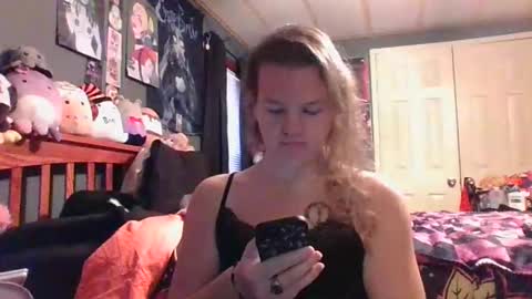 Snapshot of psycholette chatting on 12/02/24, 08:22 ThickLetteSweetheart online show from 12/02/24, 08:22