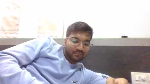 Snapshot of ptl1711 chatting on 12/11/24, 08:26 ptl1711 online show from 12/11/24, 08:26