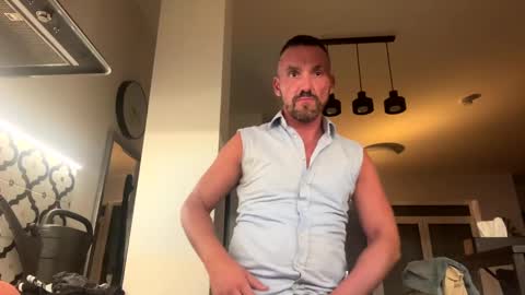 Snapshot of publicnakedtom chatting on 02/16/25, 02:31 publicnakedtom online show from 02/16/25, 02:31