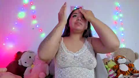 Snapshot of pucaa_ chatting on 12/23/25, 12:41 Emma Rico model indep online show from 12/23/25, 12:41