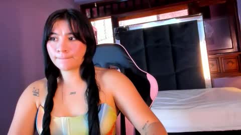 Eimy online show from 10/17/25, 06:21