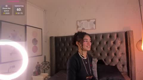 Snapshot of puffy_hearth chatting on 10/16/25, 04:08 Puffy  online show from 10/16/25, 04:08