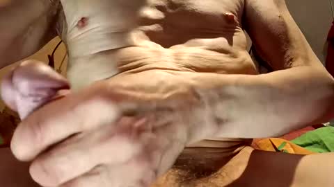 Snapshot of pulepower chatting on 12/30/24, 10:32 pulepower online show from 12/30/24, 10:32