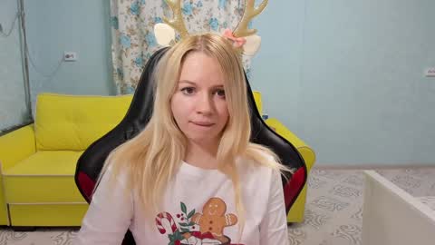 Victoria online show from 12/26/24, 02:44