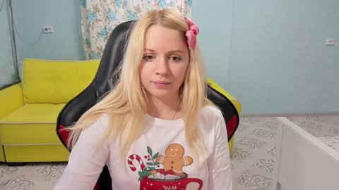 Victoria online show from 12/28/24, 07:44