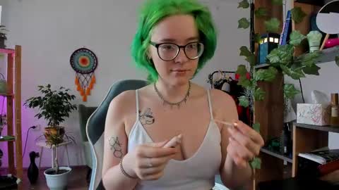 Snapshot of pumbazaebumba chatting on 03/01/25, 08:13 Alisa lack of vitamin D online show from 03/01/25, 08:13