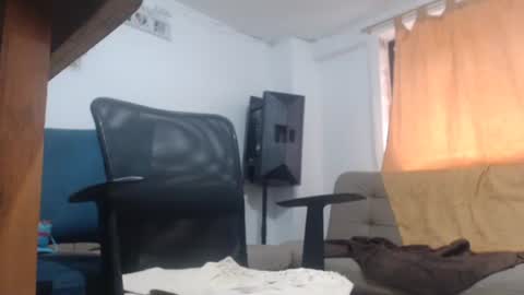 Snapshot of pummpummm chatting on 09/18/25, 11:45 pummpummm online show from 09/18/25, 11:45