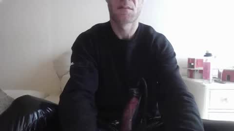 Snapshot of pumpindk chatting on 01/04/25, 10:05 Pumpin online show from 01/04/25, 10:05