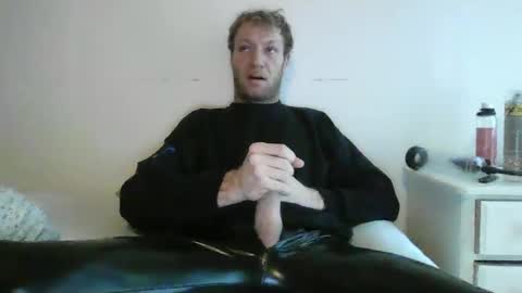 Snapshot of pumpindk chatting on 01/18/25, 09:13 Pumpin online show from 01/18/25, 09:13