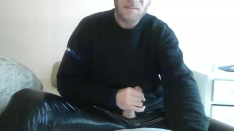 Snapshot of pumpindk chatting on 01/24/25, 10:32 Pumpin online show from 01/24/25, 10:32