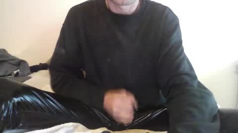 Snapshot of pumpindk chatting on 09/14/25, 08:13 Pumpin online show from 09/14/25, 08:13
