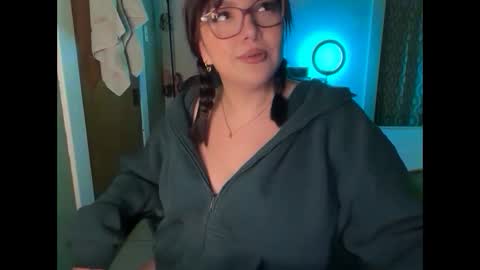 Snapshot of pumpkin_bunny chatting on 10/18/25, 12:13 Pumpkin bunny online show from 10/18/25, 12:13