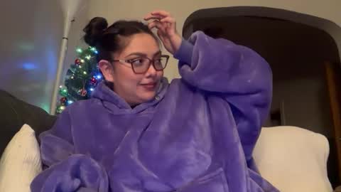 Snapshot of pumpkin_bunny chatting on 11/30/25, 01:09 Pumpkin bunny online show from 11/30/25, 01:09