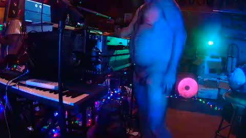 punkrunr083 online show from 06/29/26, 09:04