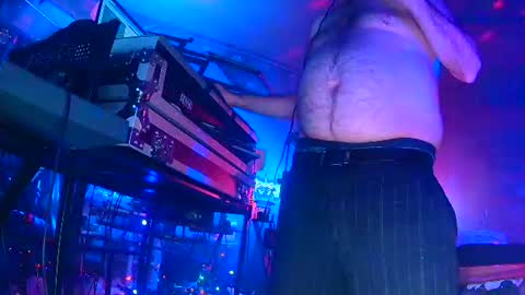 punkrunr083 online show from 07/13/26, 09:12