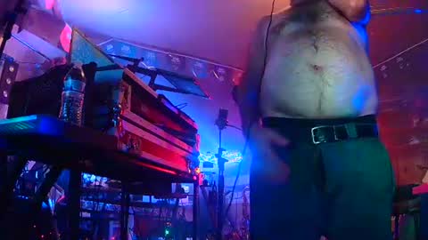 punkrunr083 online show from 07/16/26, 09:04
