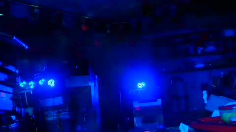 punkrunr083 online show from 07/21/26, 07:32