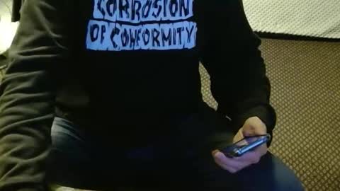 Jojo online show from 11/11/25, 02:44