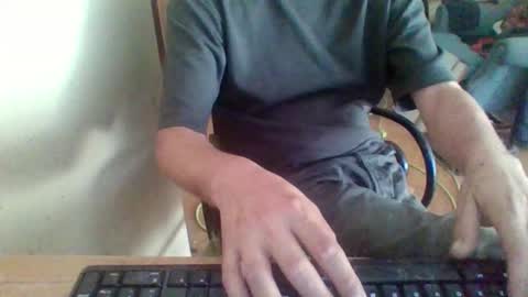 pup_y online show from 09/26/25, 03:38