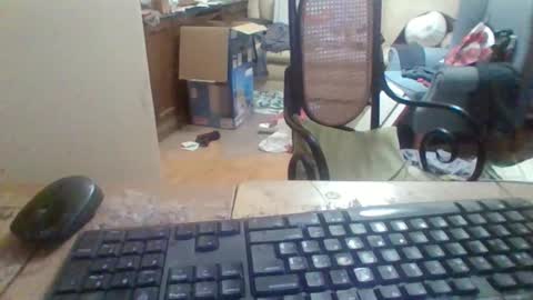 pup_y online show from 10/23/25, 07:01