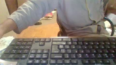 pup_y online show from 10/26/25, 06:30