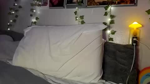 Rhys online show from 02/15/25, 03:31