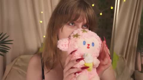 constant schedule Wednesday  Friday  Saturday  Sunday  The Rosemarie online show from 10/25/25, 06:10